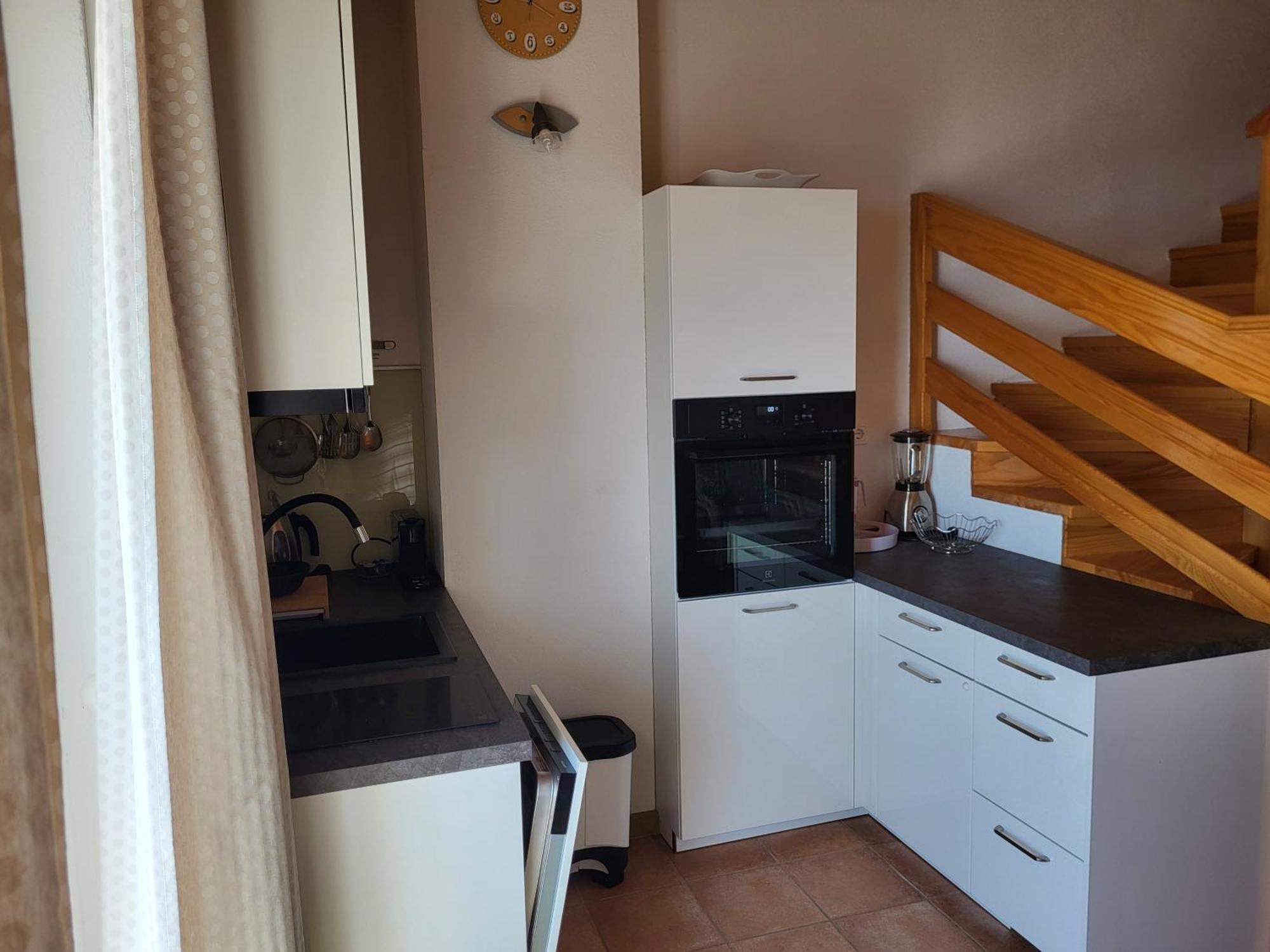 Apartmani Amila-Pisak Exteriör bild