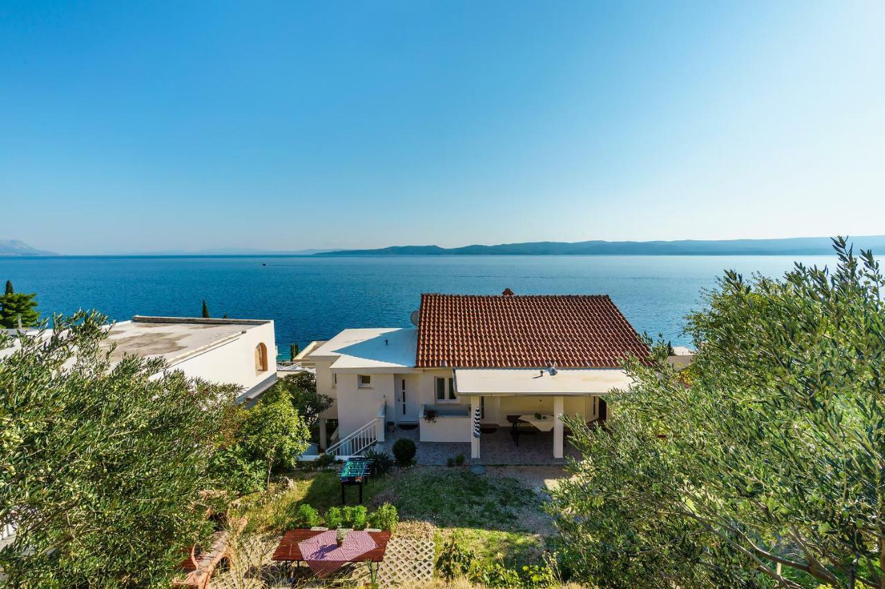 Apartmani Amila-Pisak Exteriör bild